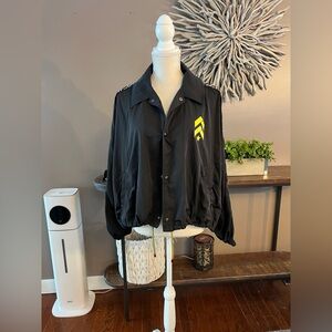 Pam & Gela Move Fast‎ jacket.